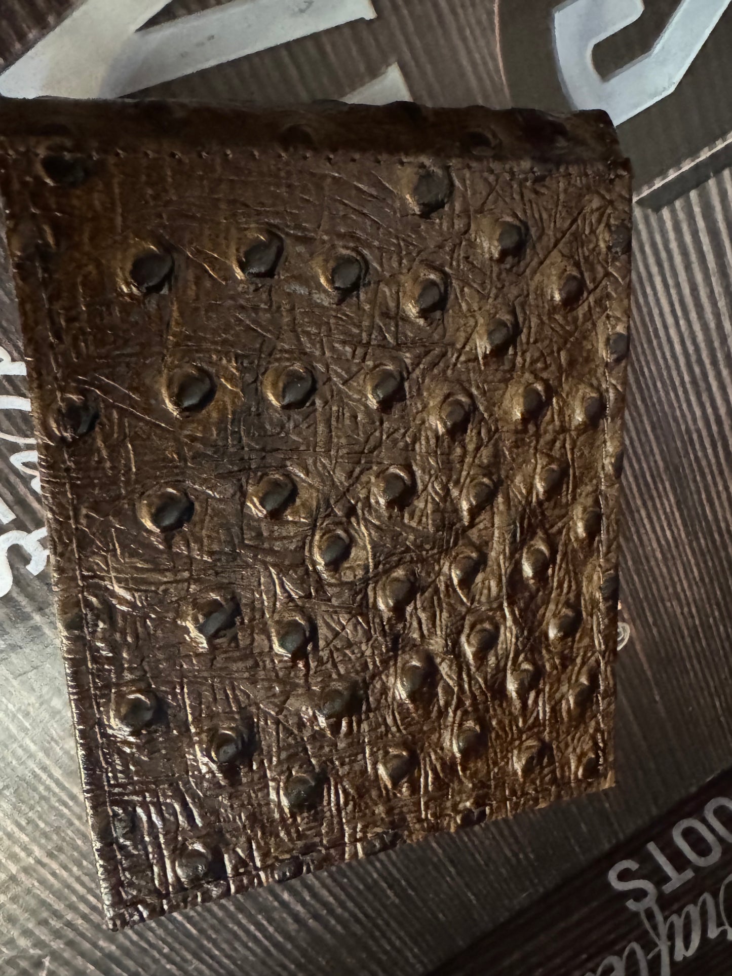 Wallet ostrich print brown