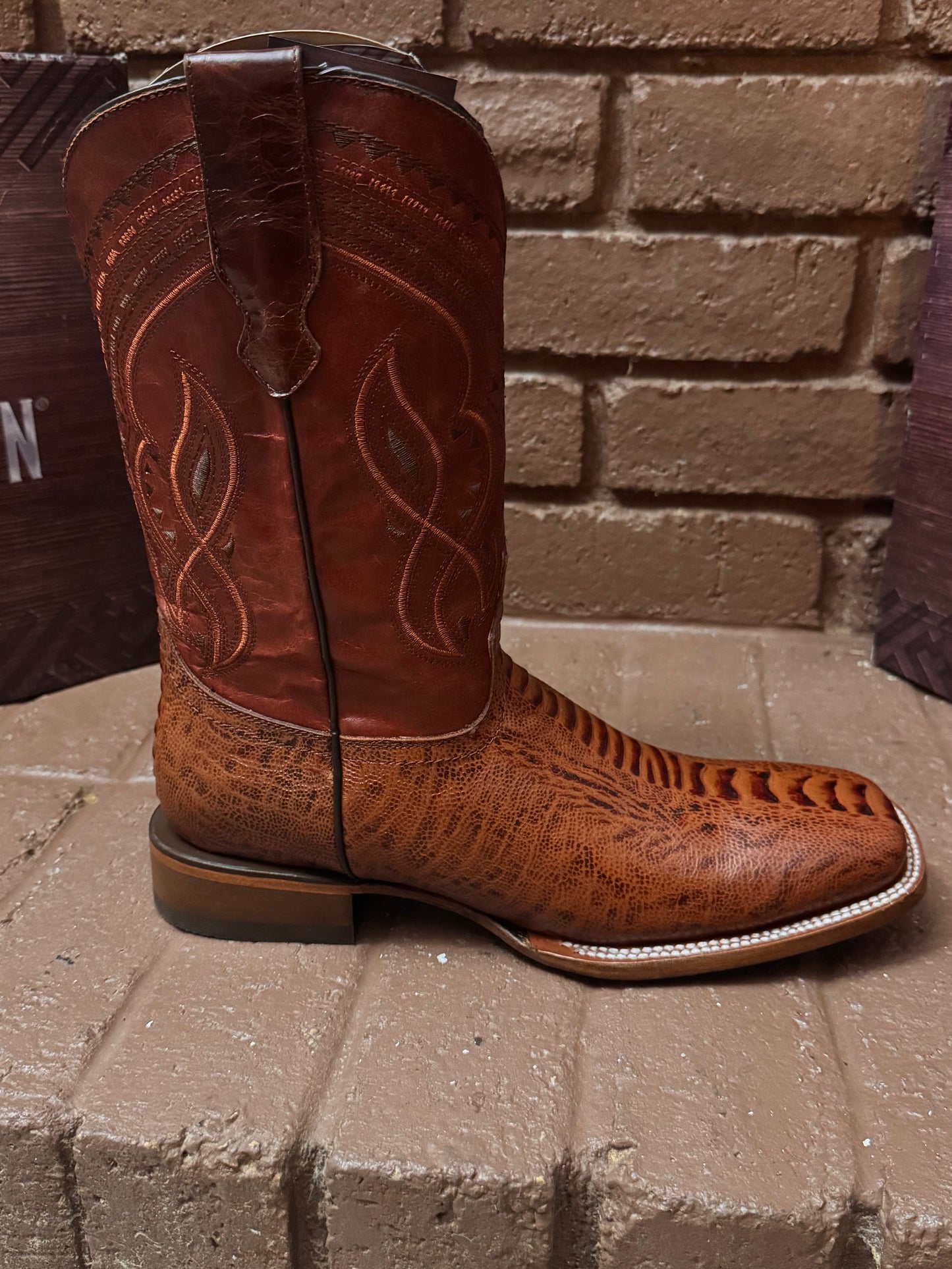 Ostrich print leg
