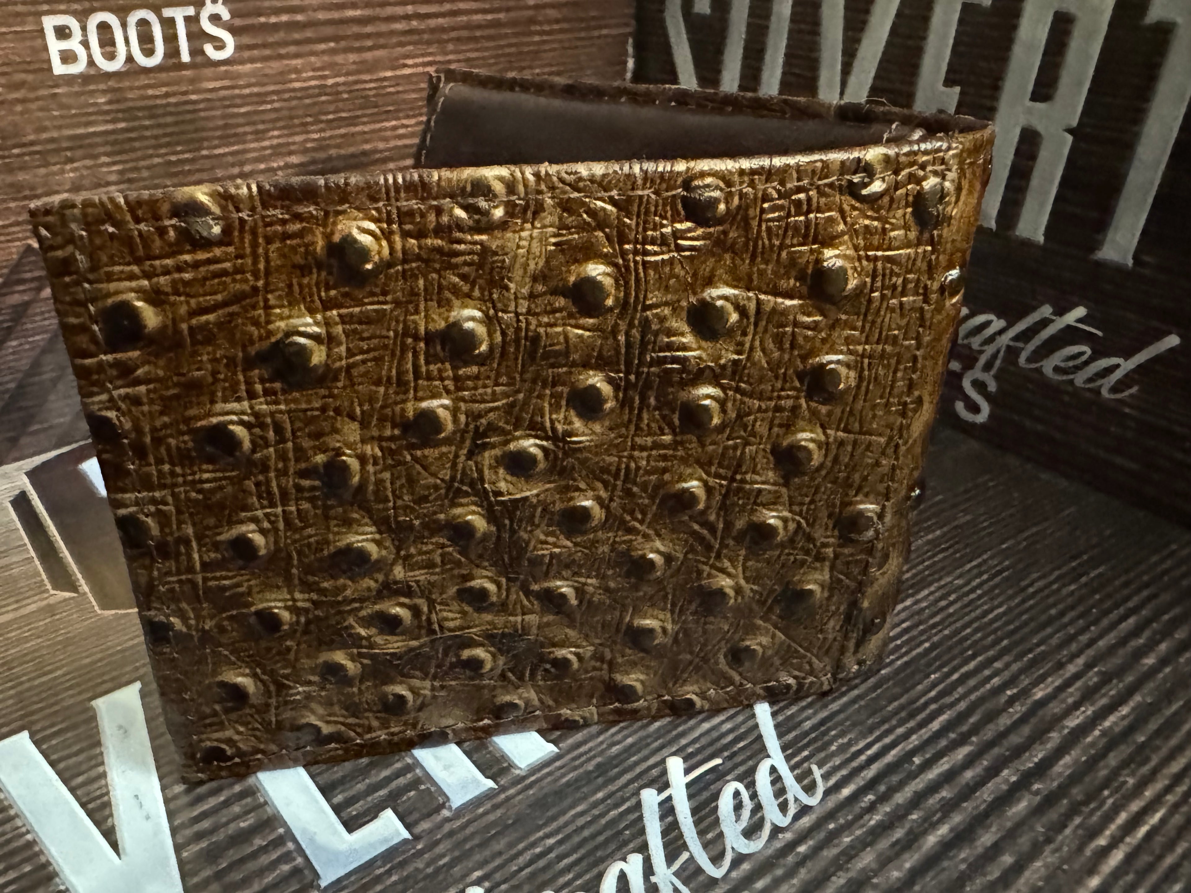 Wallet ostrich print brown