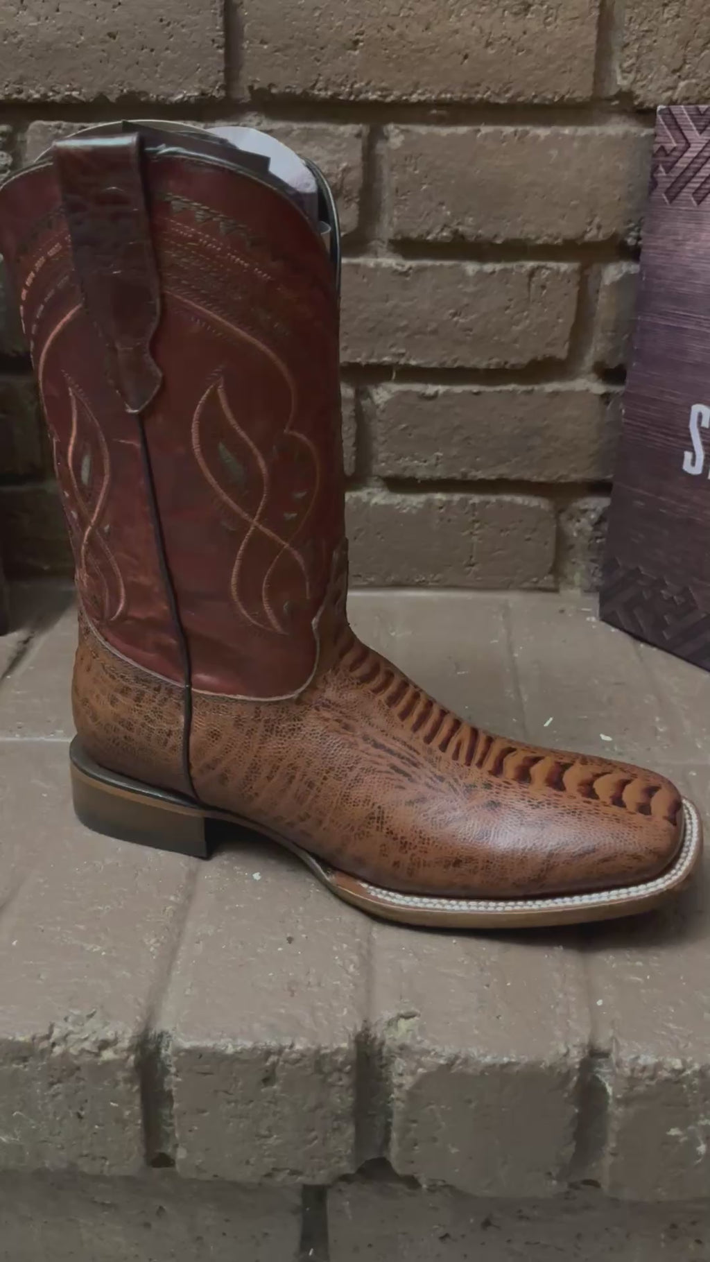 Ostrich print leg